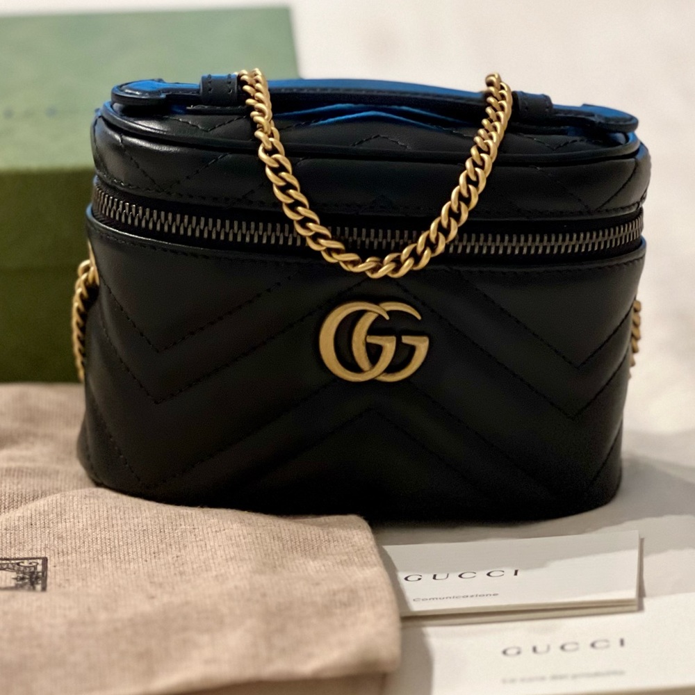 BRAND NEW NEVER BEFORE WORN GUCCI GG MARMONT MINI TOP HANDLE BAG